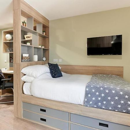 Central Southampton, Zeni Studio Dış mekan fotoğraf